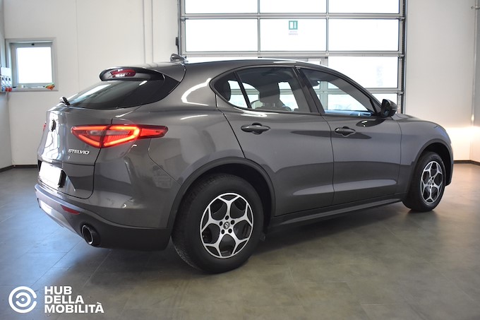 ALFA ROMEO Stelvio 2.2 Turbodiesel 190 CV AT8 Q4 Super Business